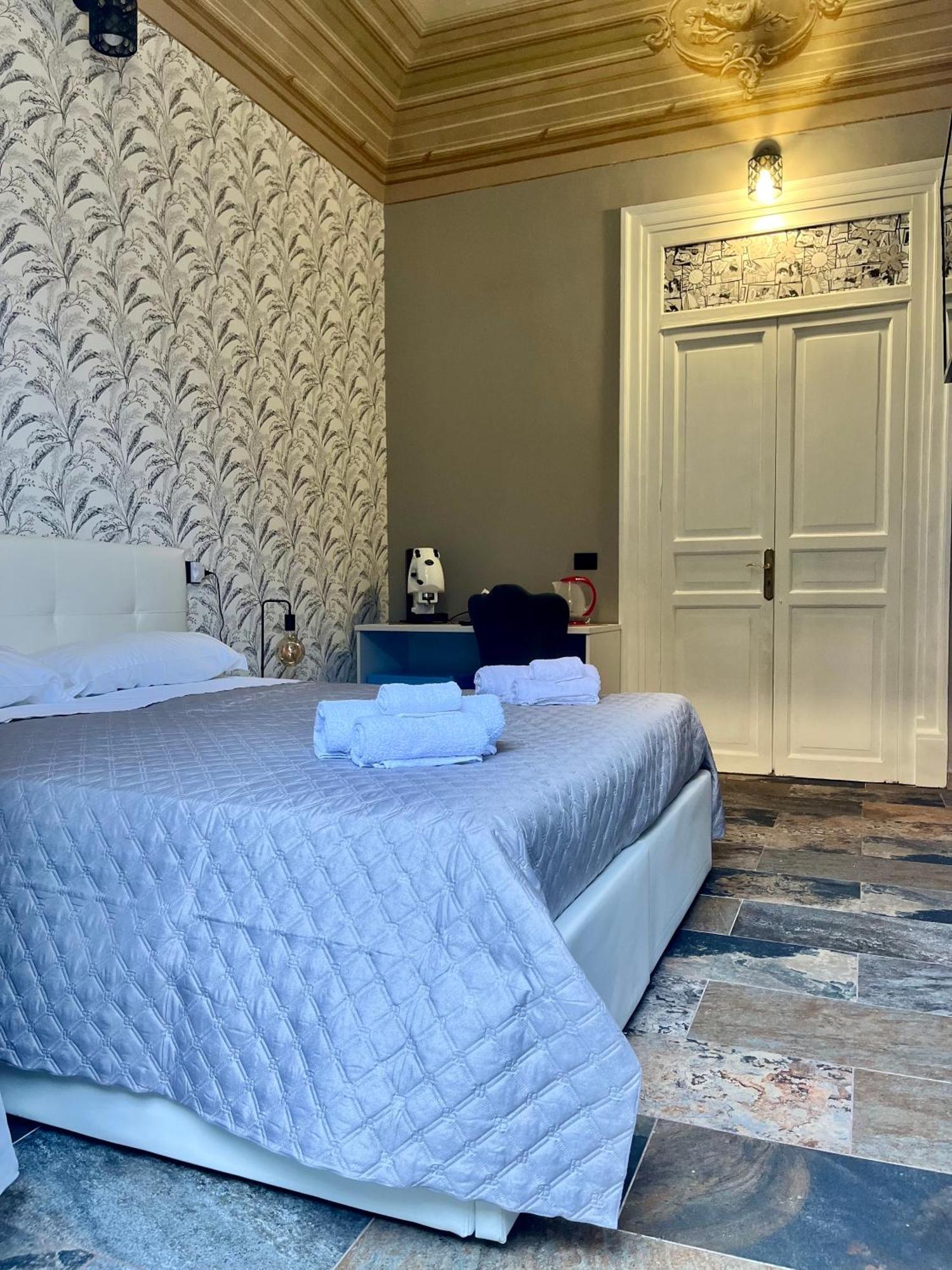 B&B Dimora Emily Палермо Екстериор снимка